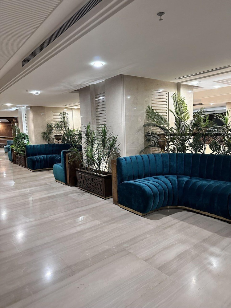 فيوليت(Violet Al Azizia Hotel) 39/50