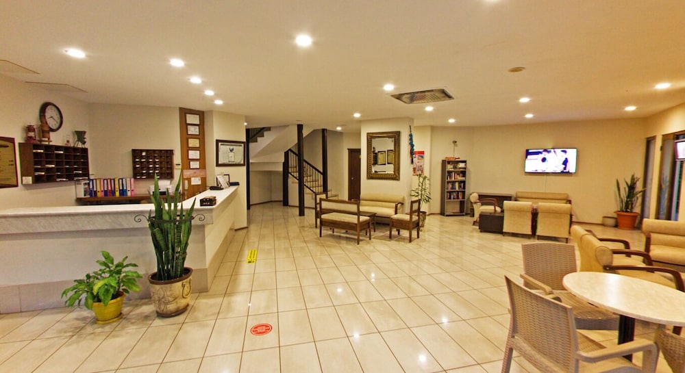 Avos Apartments 15/18