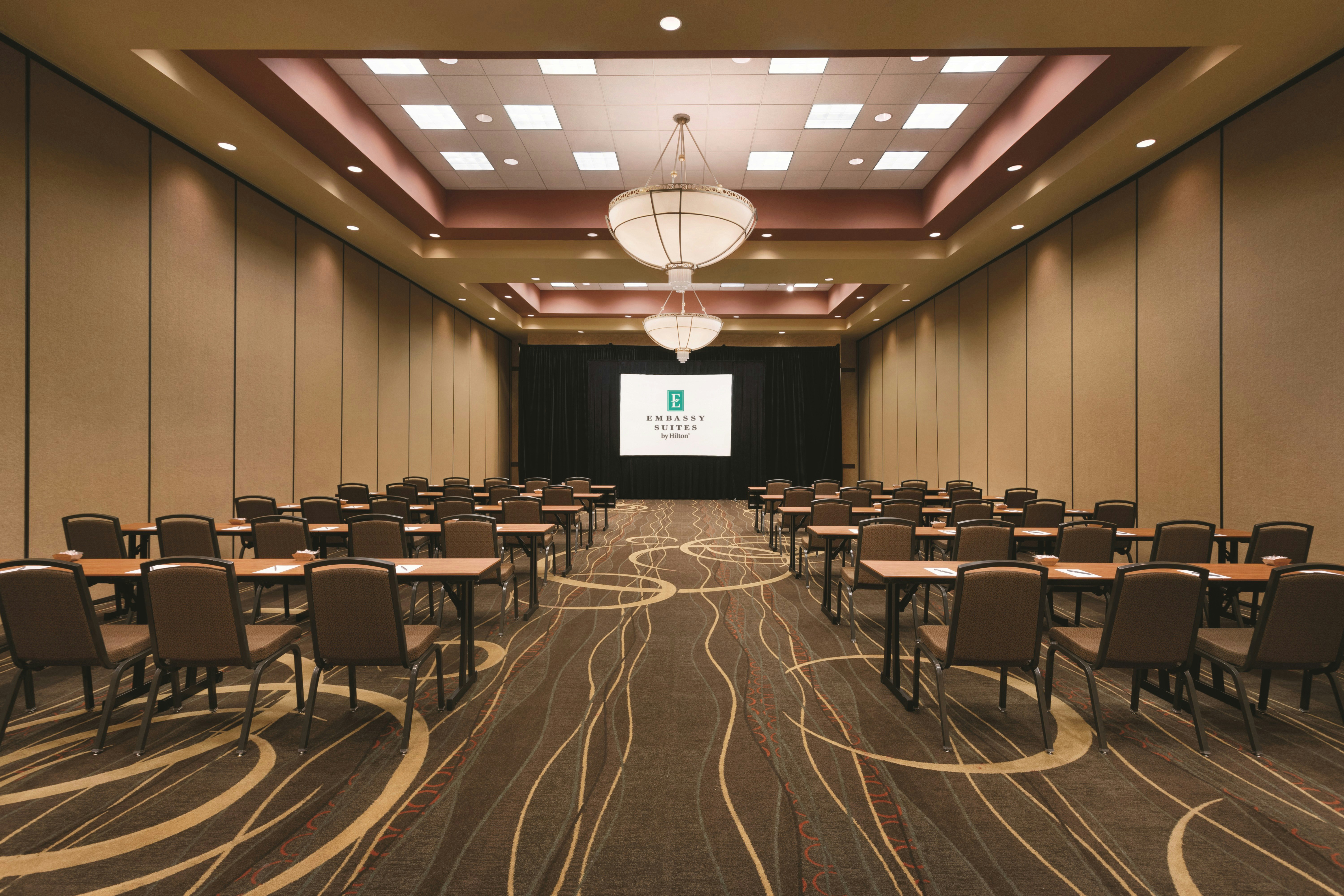 Embassy Suites by Hilton Franklin Cool Springs 54/75