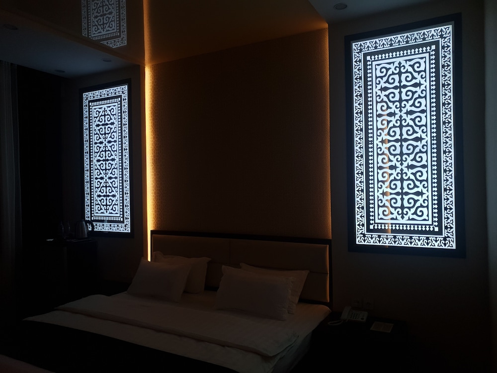 Safir Hotel 29/36