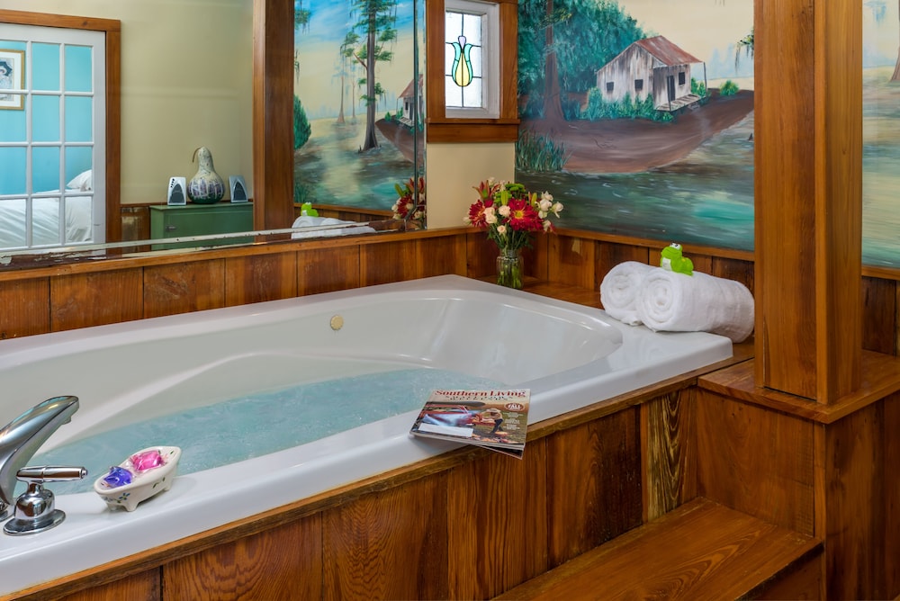 Maison D Memoire Bed & Breakfast Cottages 49/50