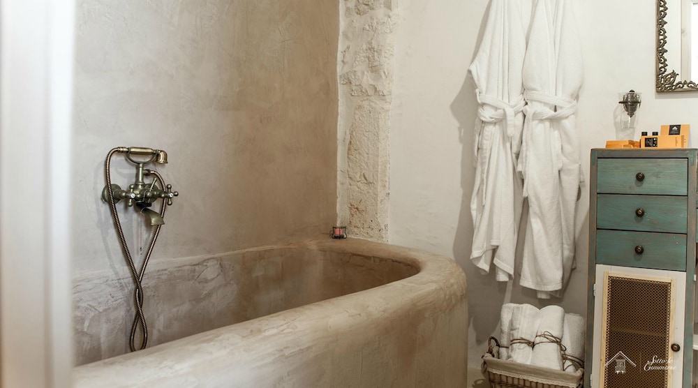 SOTTO LE CUMMERSE ALBERGO DIFFUSO 10/55