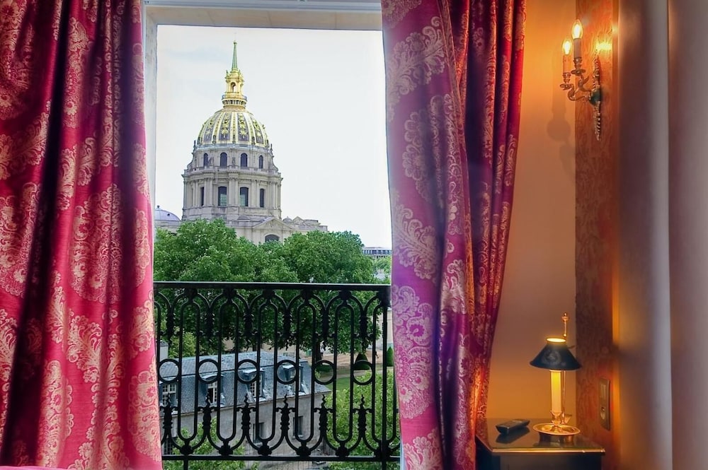 Hotel de L Empereur by Malone 61/64