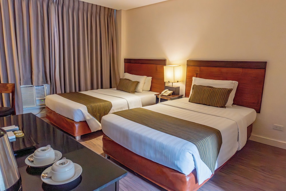 Boracay Sands Hotel 24/74