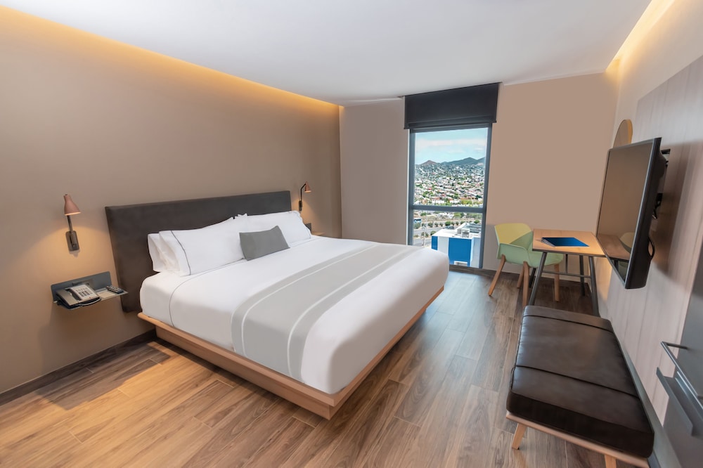 Hotel Highland Chihuahua 8/32