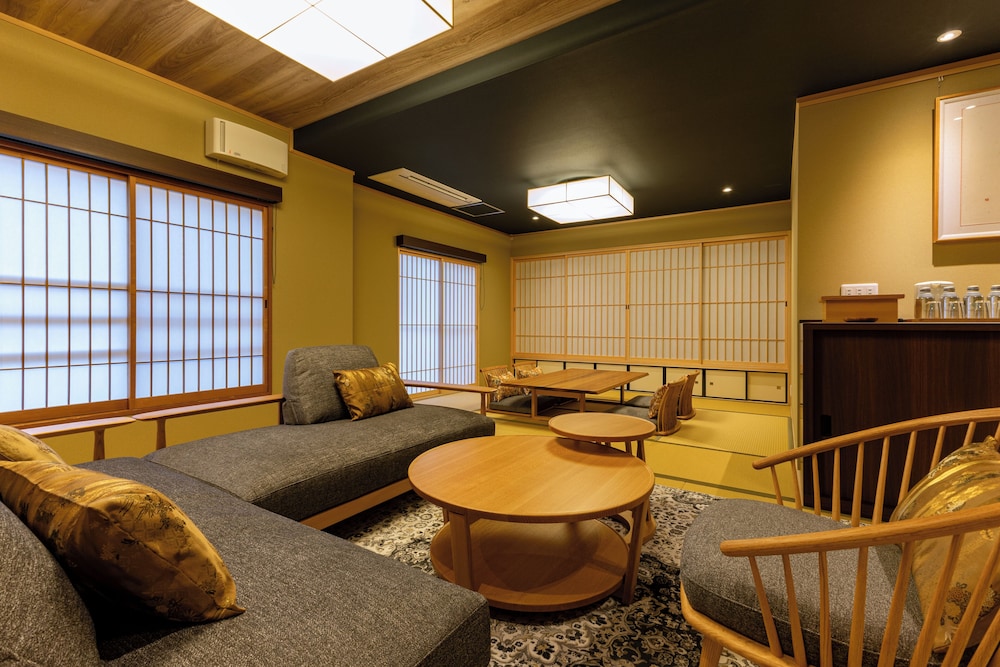 NISHIYAMA RYOKAN 32/46