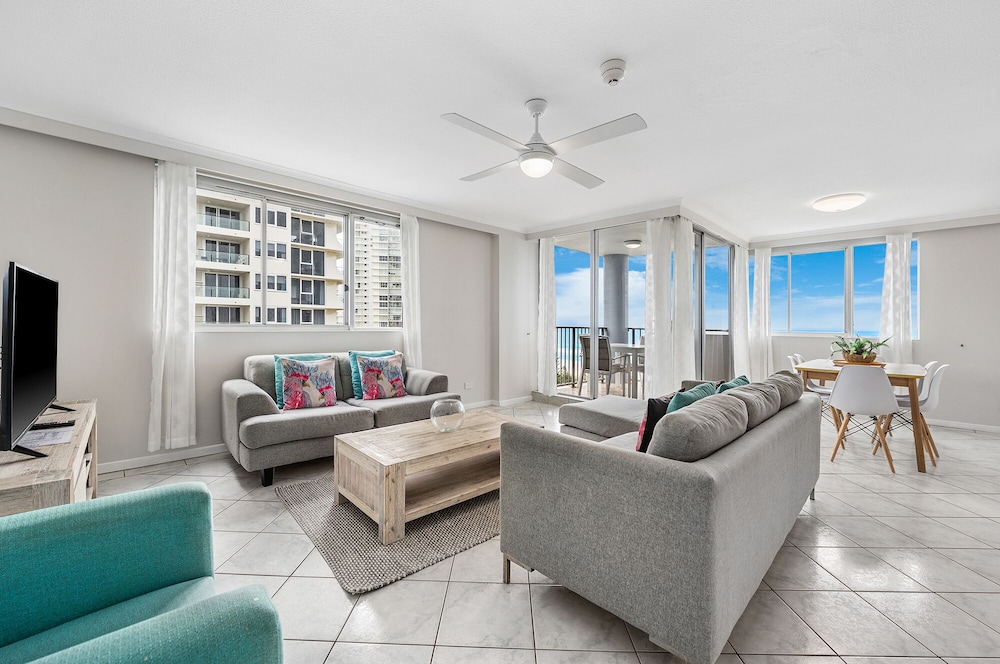 Sandpiper Apartments 45/71