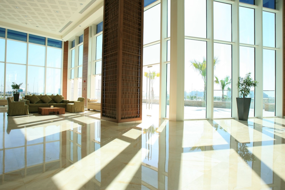 swimming pool spa
