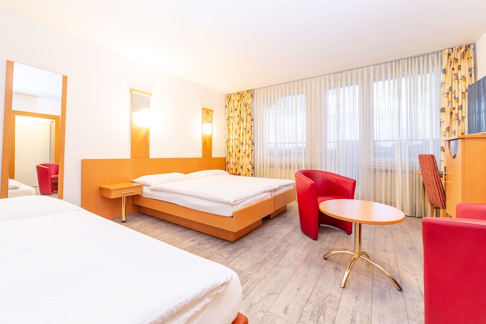 Hotel Alexander 8/71