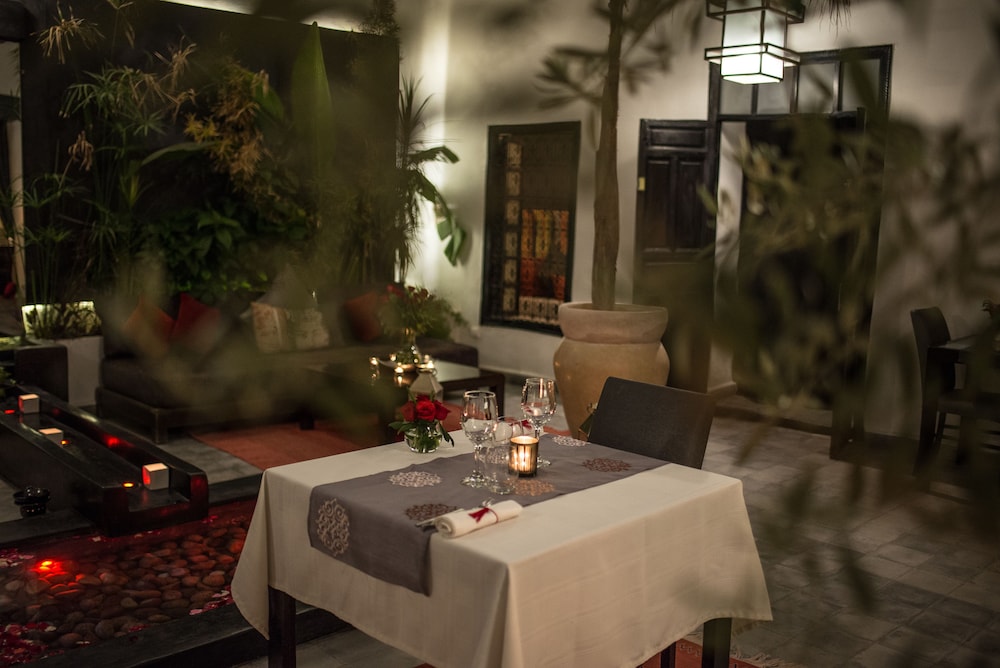 Riad Villa Wengé 38/50