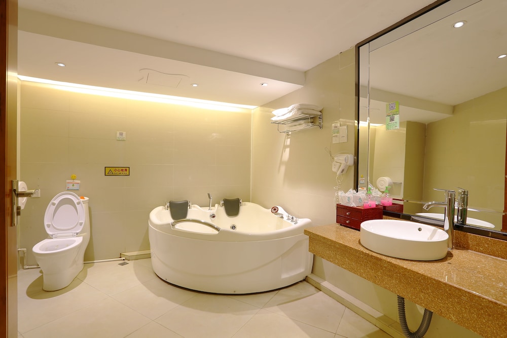 Victoria Hotels 18/18