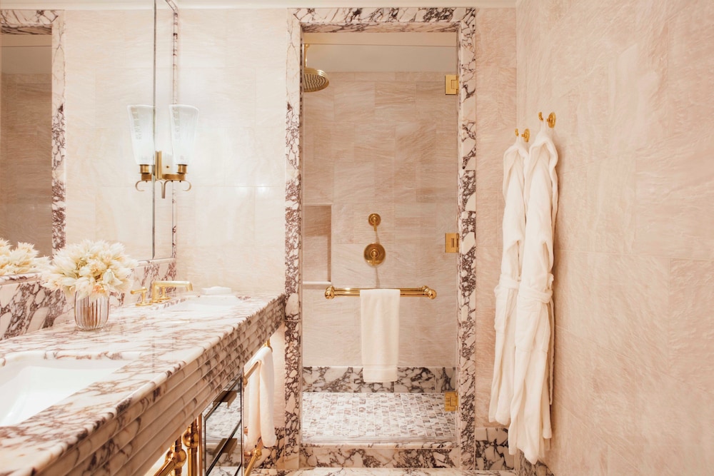 Hotel Barriere Fouquet's New York 43/50