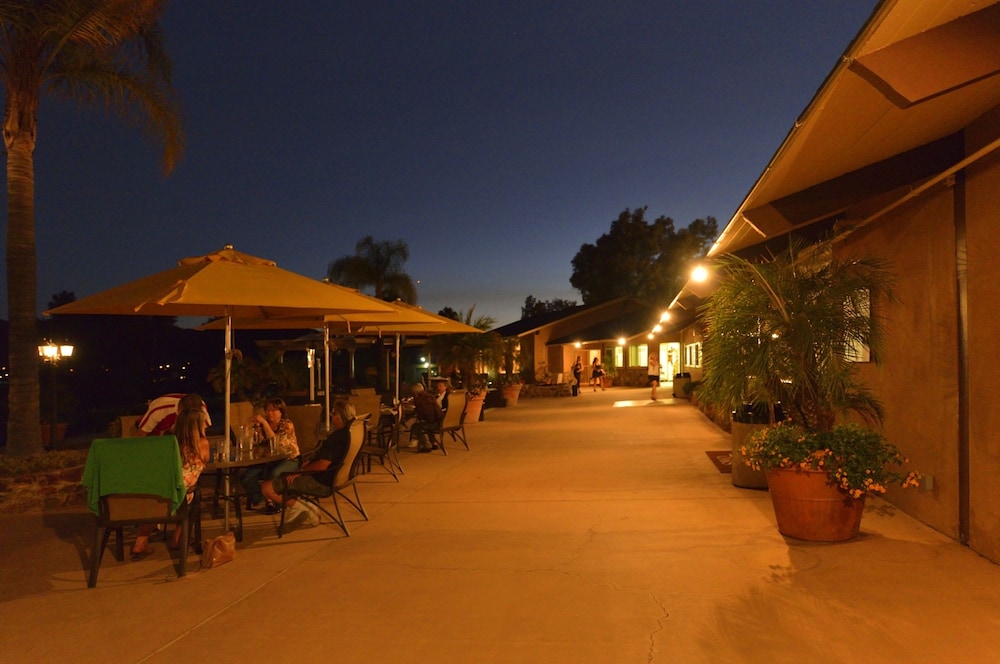 Carlton Oaks Lodge, Ascend Hotel Collection 63/71