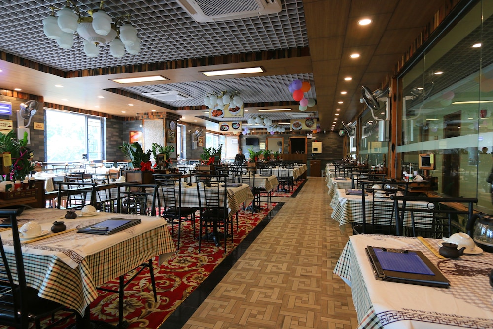 Guangzhou Meigang Hotel 38/50