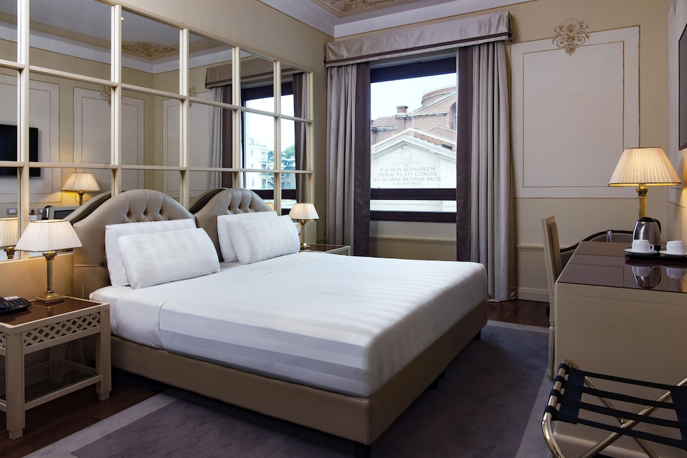 Radisson Blu Ghr Hotel Rome 12/76
