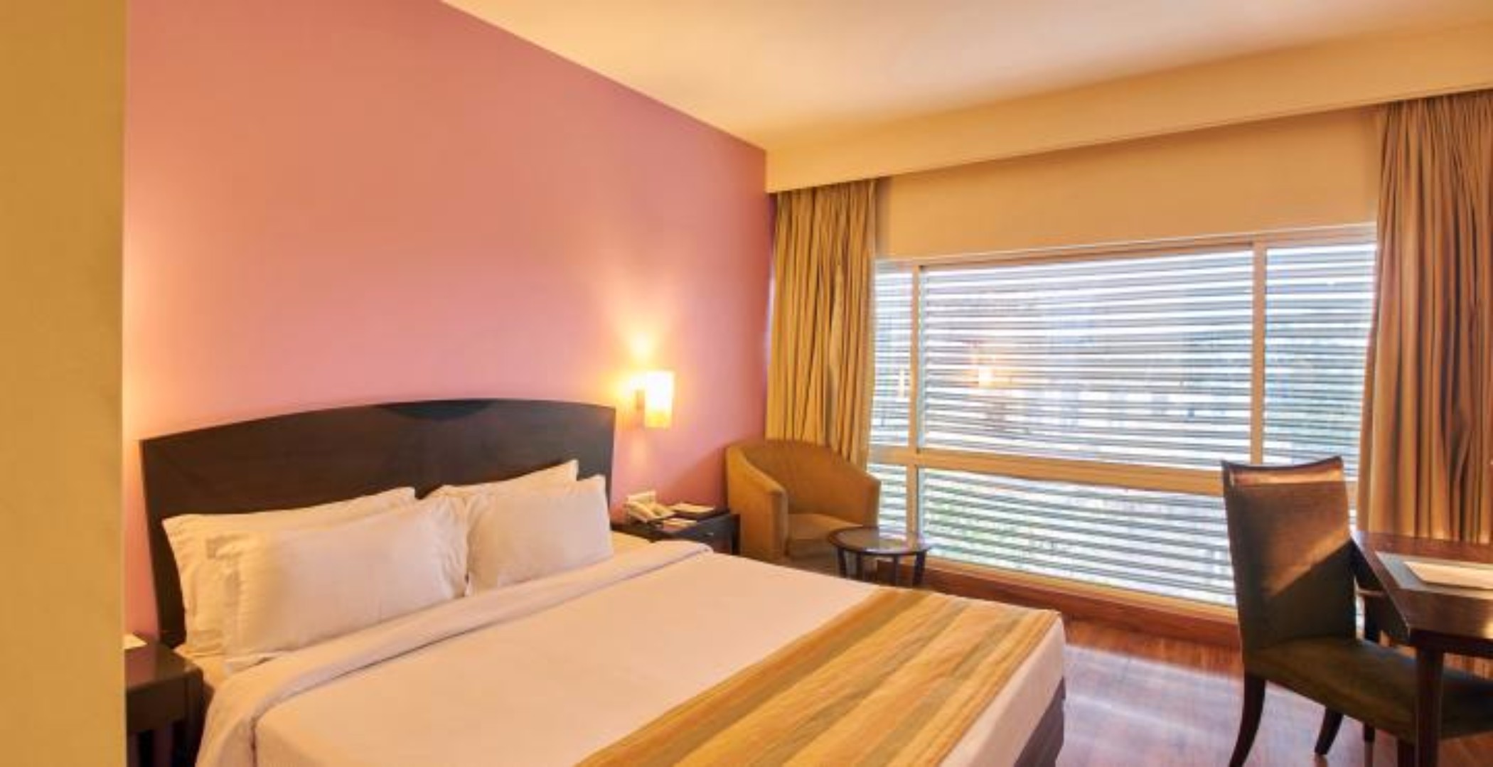 Centurion Hotel 7/24