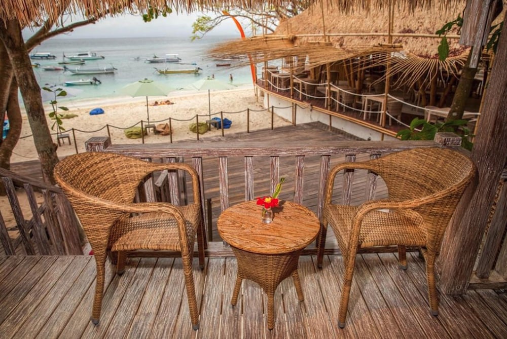Hai Tide Beach Resort 15/74
