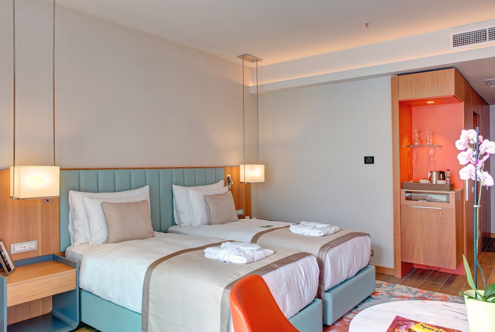 STANDARD, TWIN BEDS