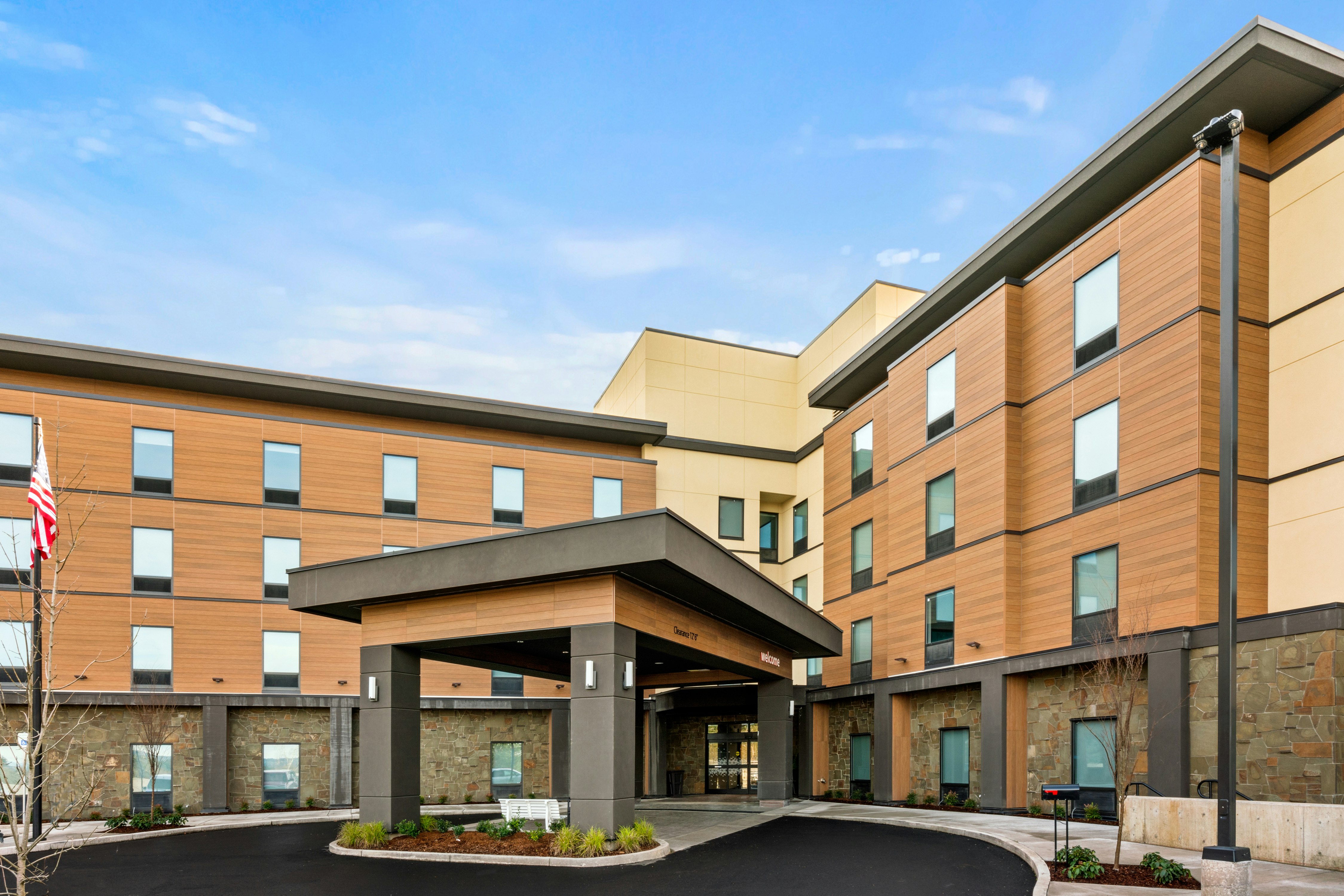 Hampton Inn & Suites Portland Tigard 2/17