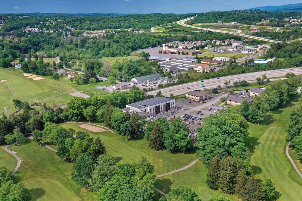 The Cranberry Ascend Hotel Collection 59/65