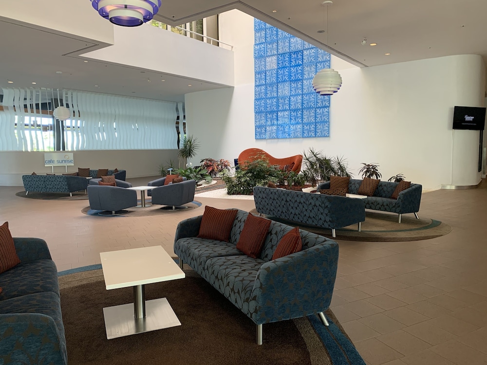 Hilton Cairns Hotel 59/85