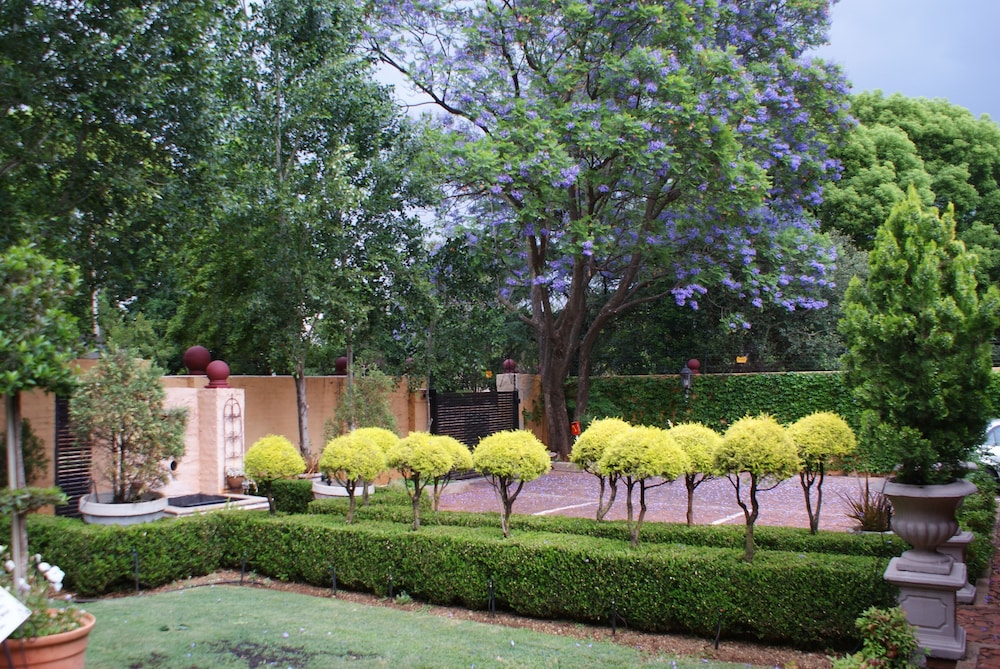 Hampton House - Guest House 42/50