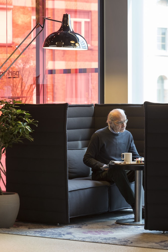 Park Inn by Radisson Leuven 20/42