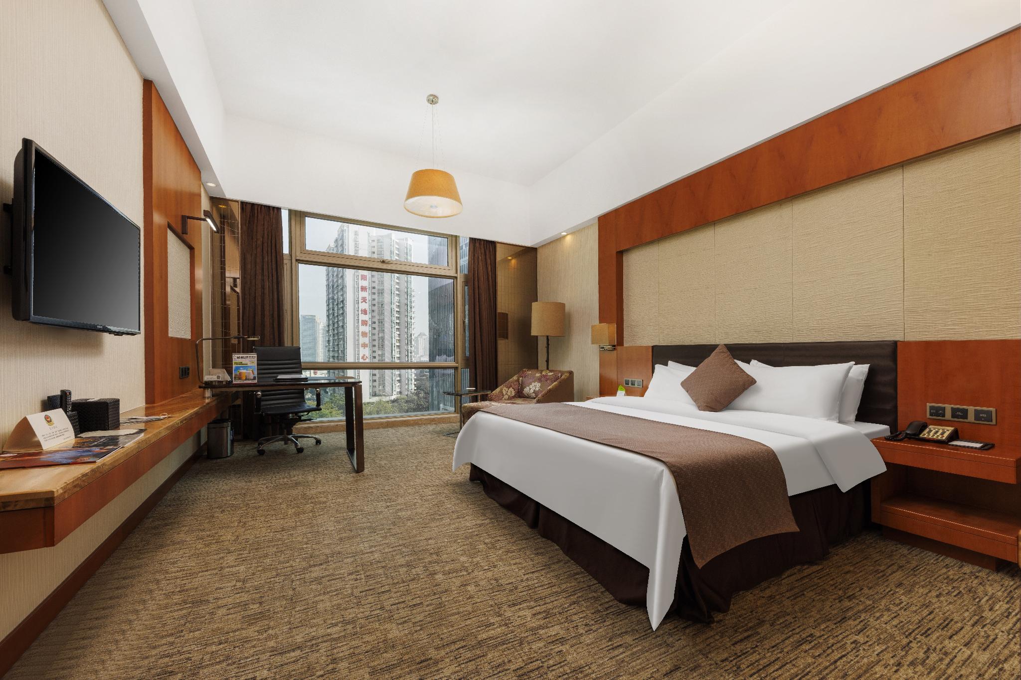 DELUXE KING BED ROOM