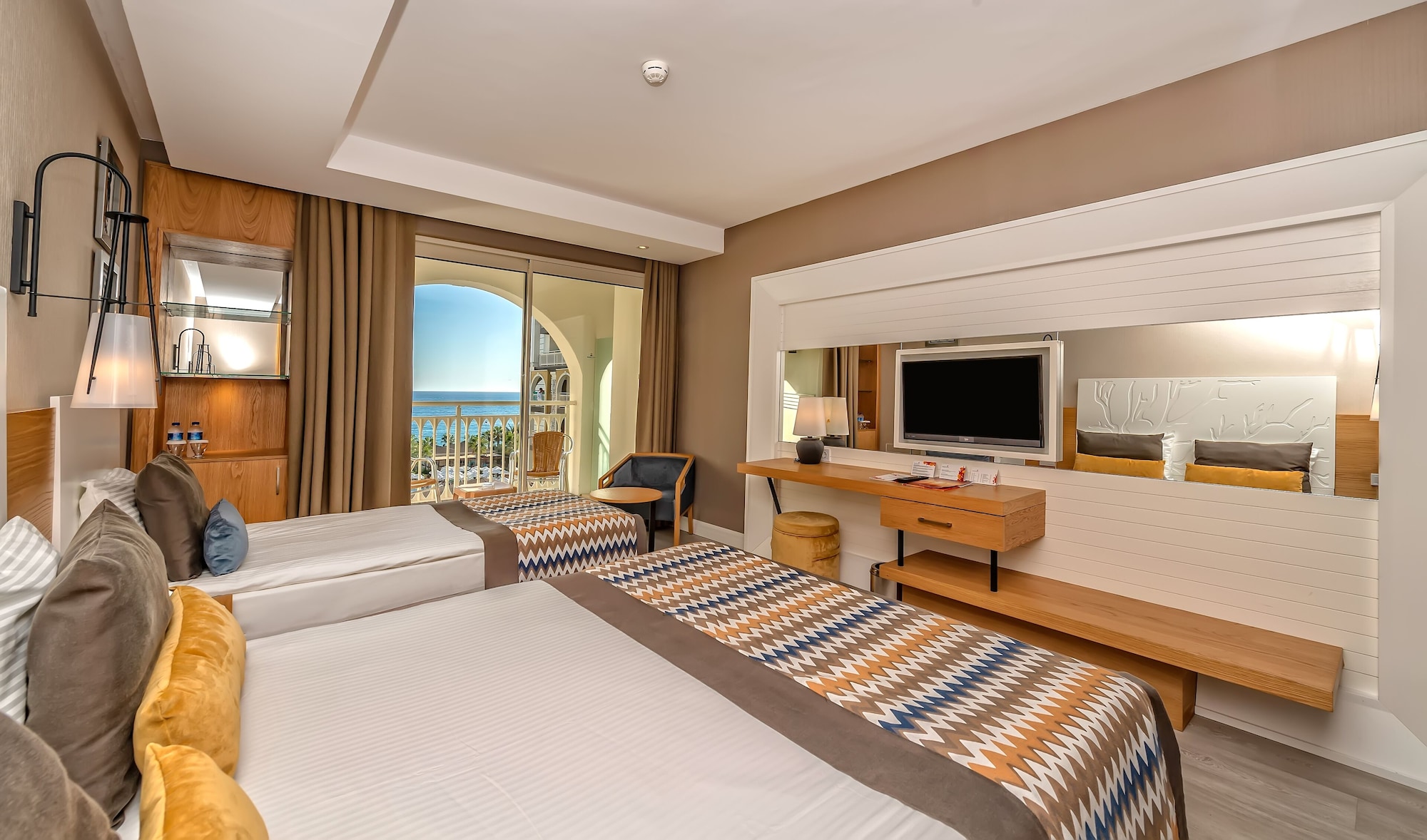 SEAVIEW STANDARD ROOM