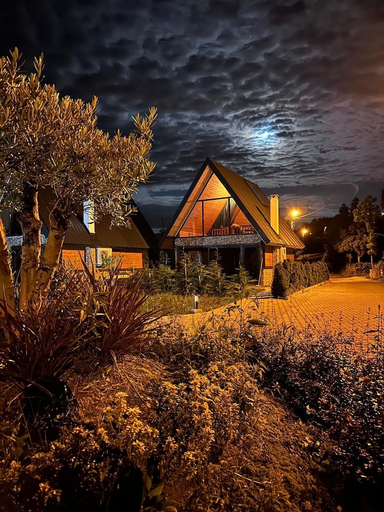 Of Camlik Bungalov 12/21