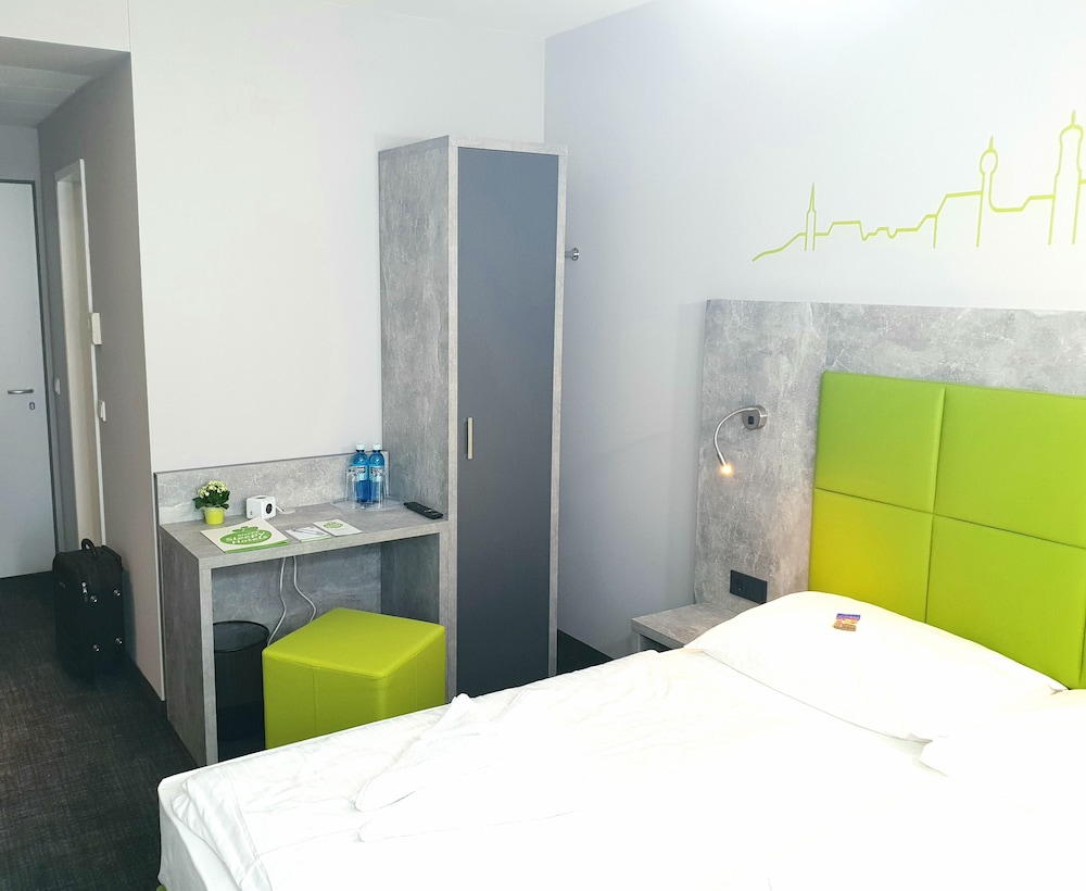 SleepySleepy Hotel Dillingen 13/47
