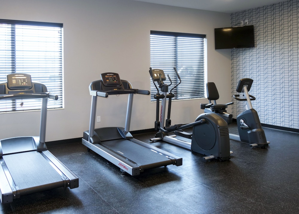Country Inn & Suites by Radisson, New Braunfels, TX 11/27