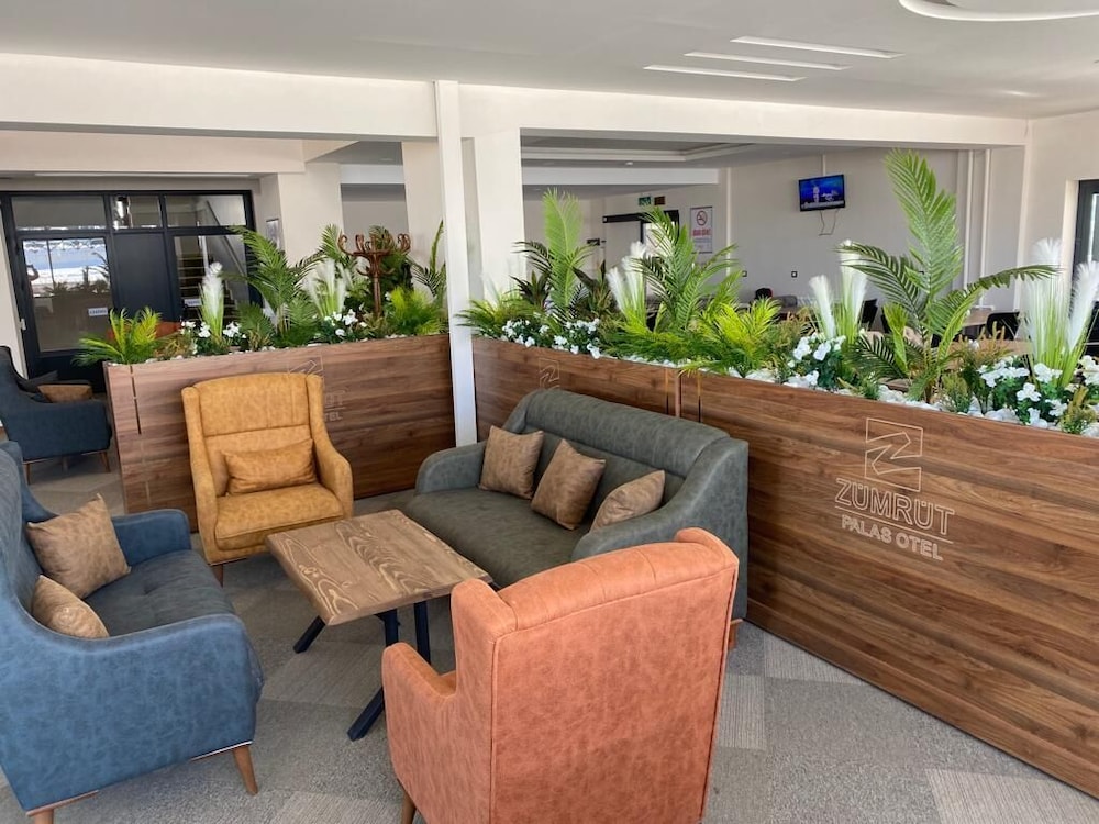 Zumrut Palas Otel 27/44