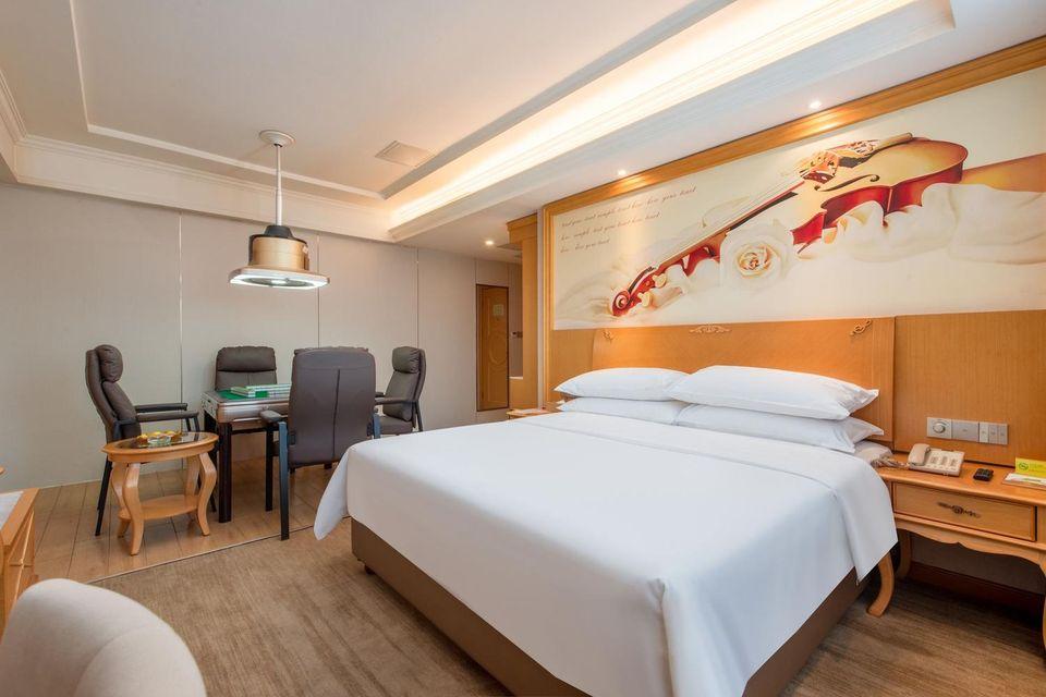 Vienna Hotel (Foshan Guidan Road) 24/37