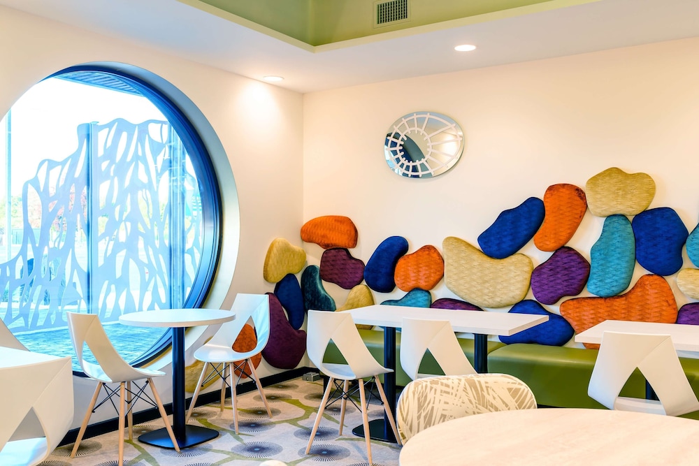Kyriad Prestige Amiens Poulainville Hotel and SPA 25/40