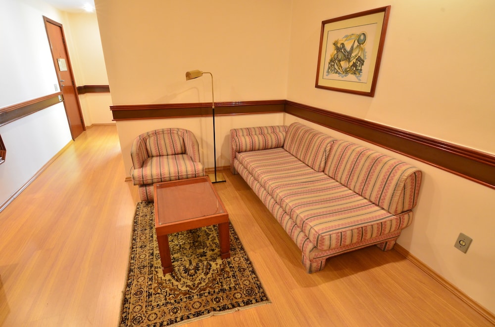 Hotel Gran Corona 9/30