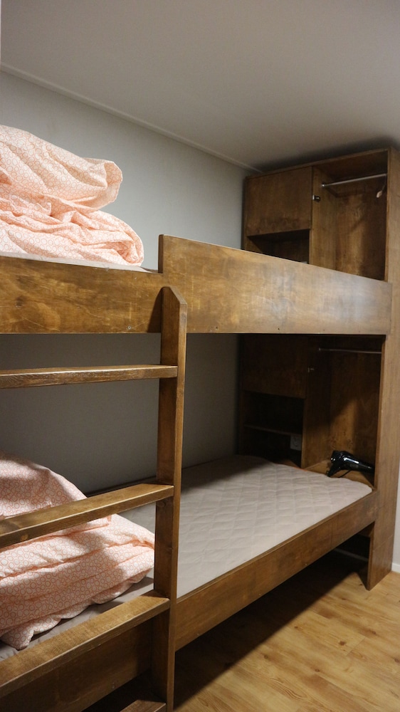 Zzzip Guest House 28/47
