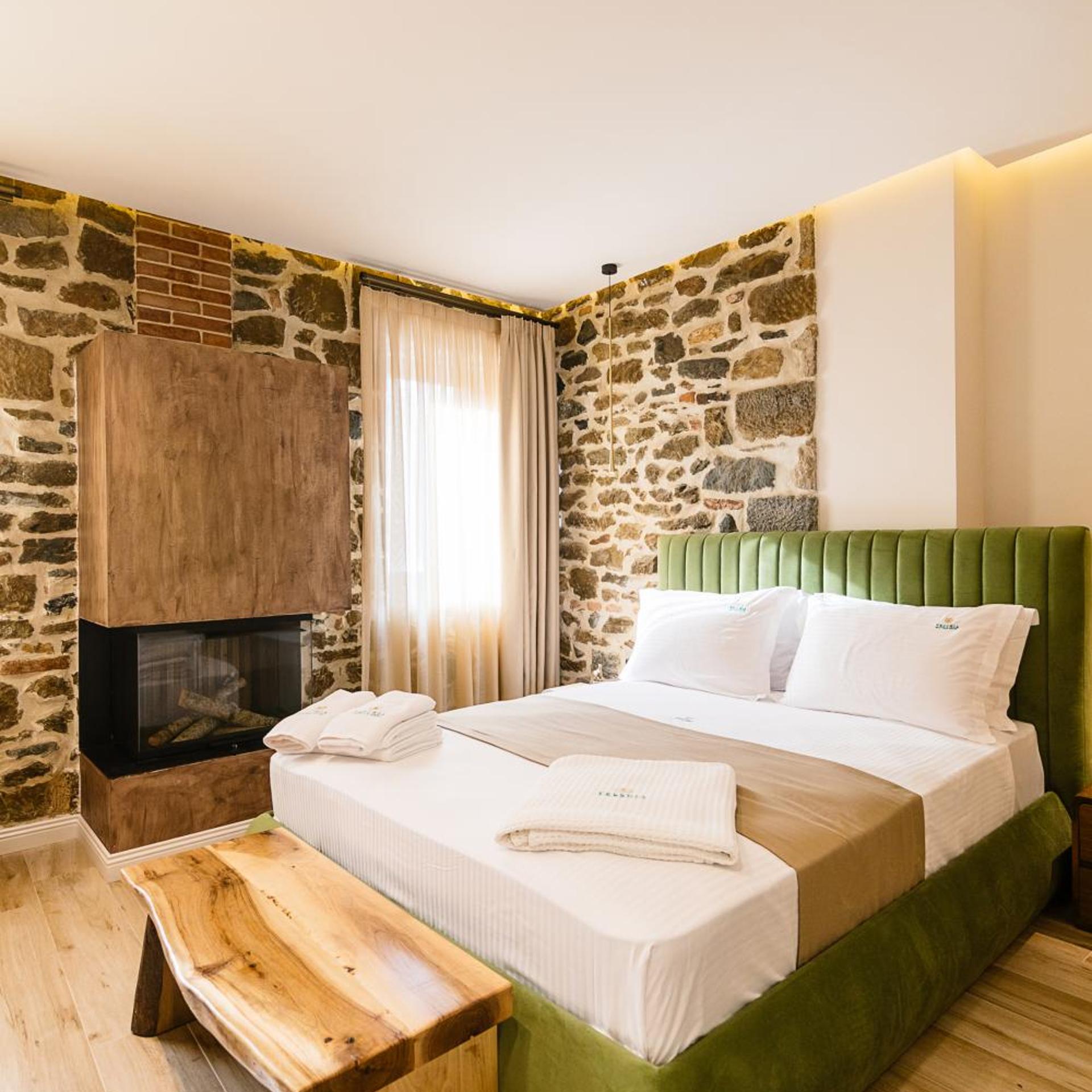 Vecchia Boutique Hotel 33/69