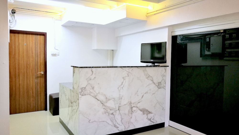 Ambrosial Suites 7/42