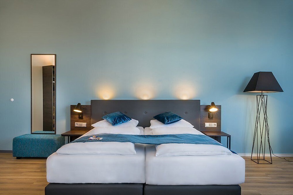 Hotel Ruf 6/30