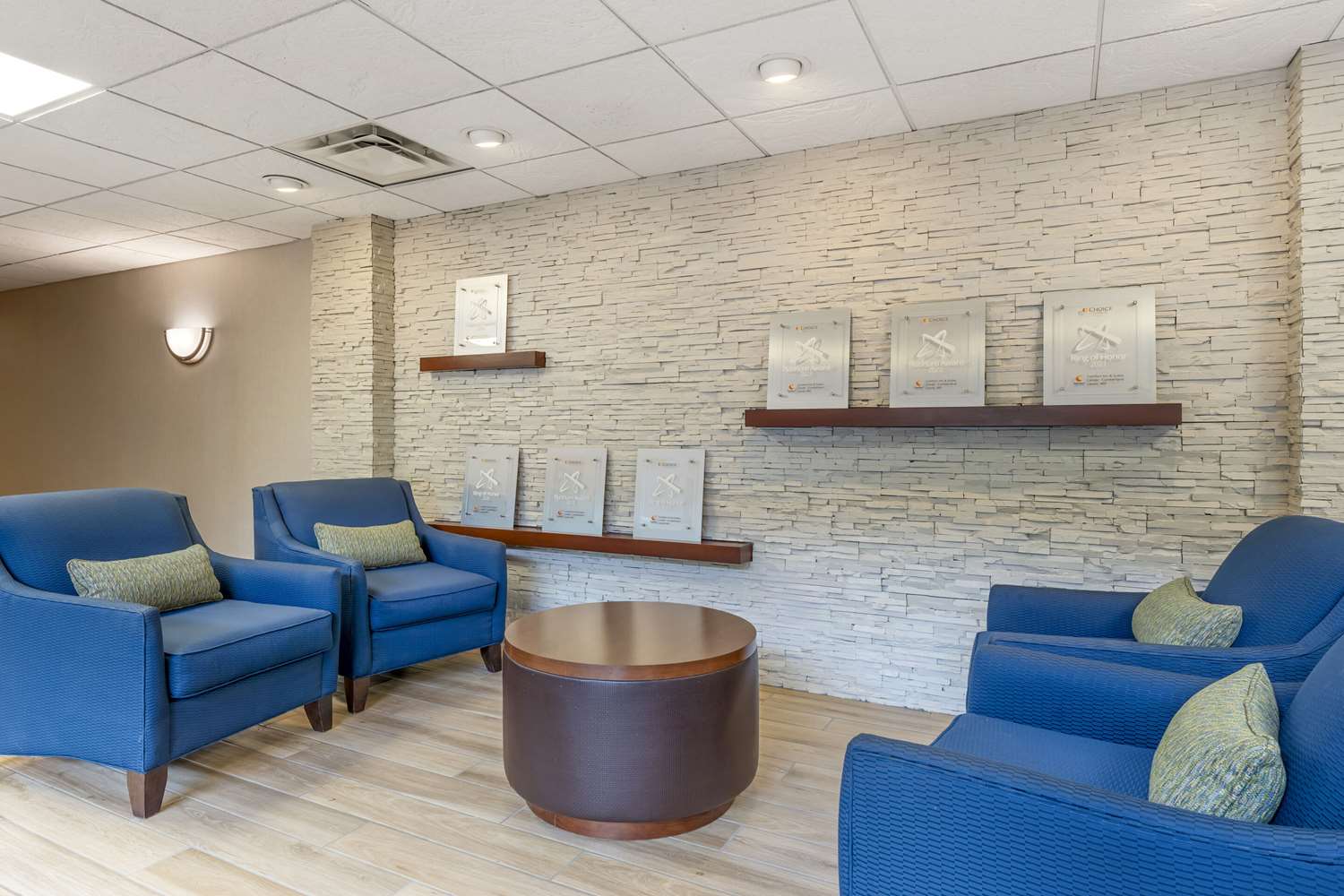 Comfort Inn & Suites Lavale - Cumberland 27/45