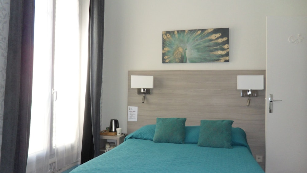 غرفة ثلاثية بسرير مزدوج وسرير فردي، Hotel Jean Bart 3/5