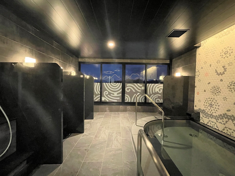 Kotohira Park Hotel 36/52