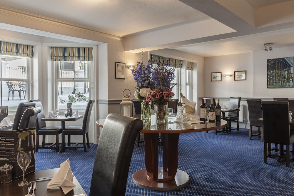 OYO Devonshire Park Hotel 31/33