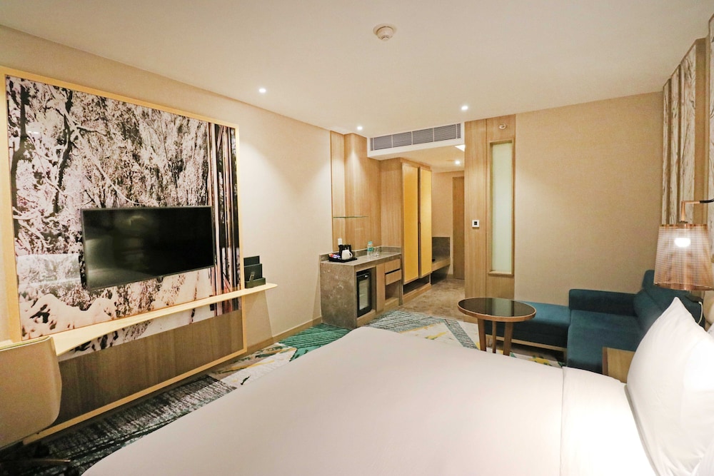 Holiday Inn Chandigarh Zirakpur 34/75