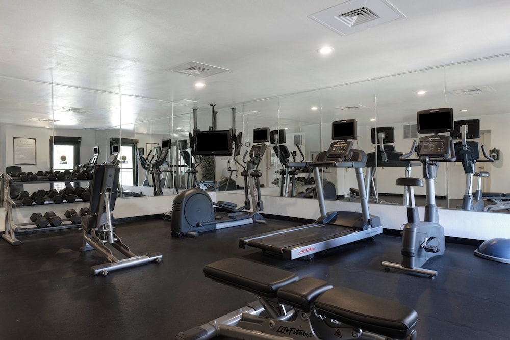 Staybridge Suites Tallahassee I-10 East 37/71