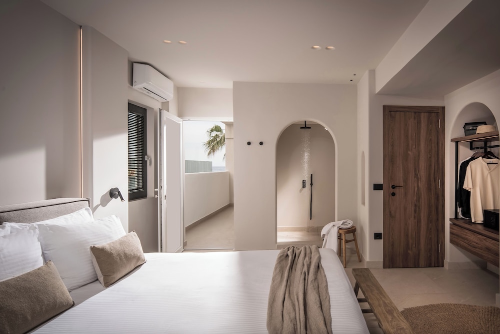 Soleil Rooms & Suites 11/42