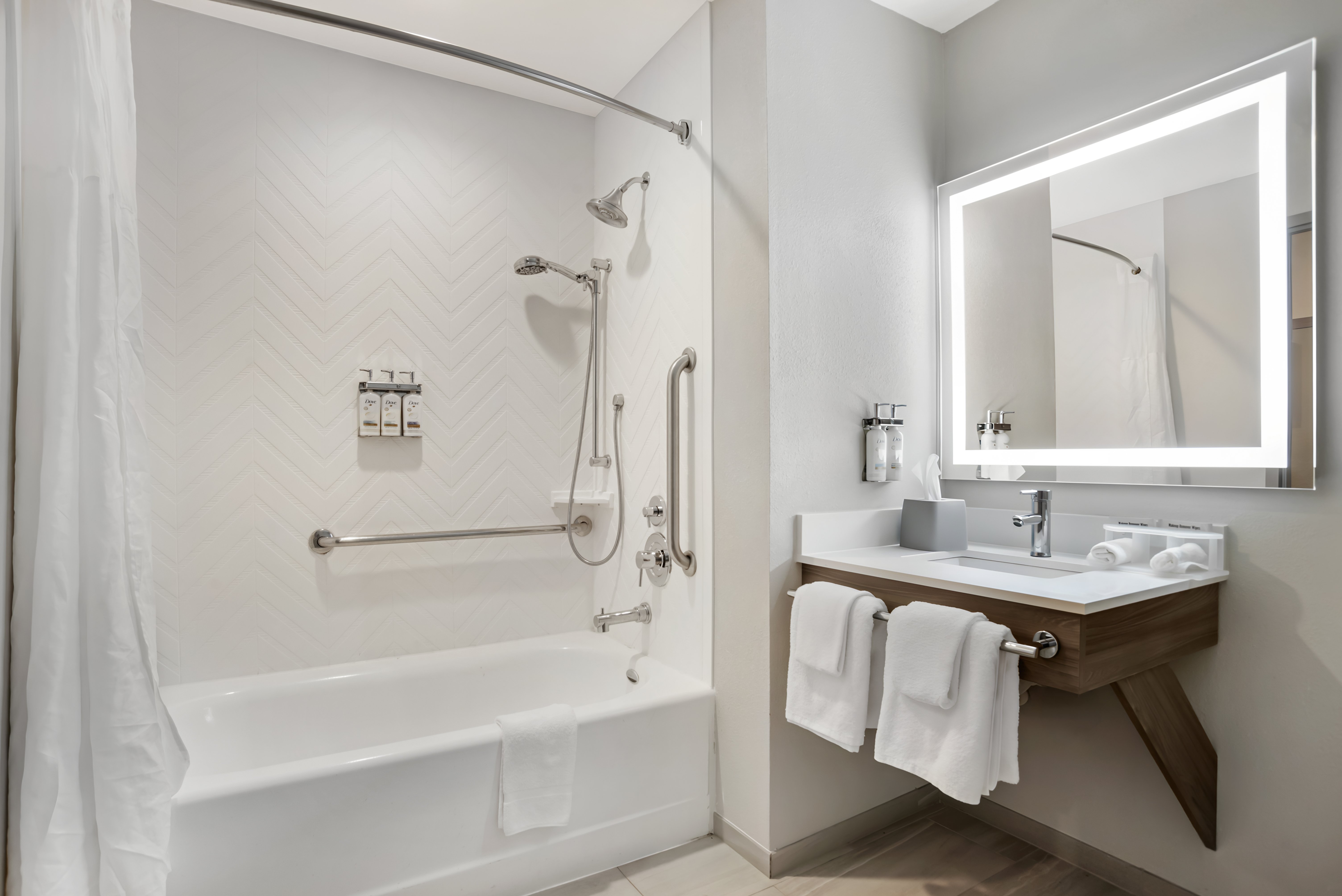 Holiday Inn Express Fairhope - Point Clear 69/72