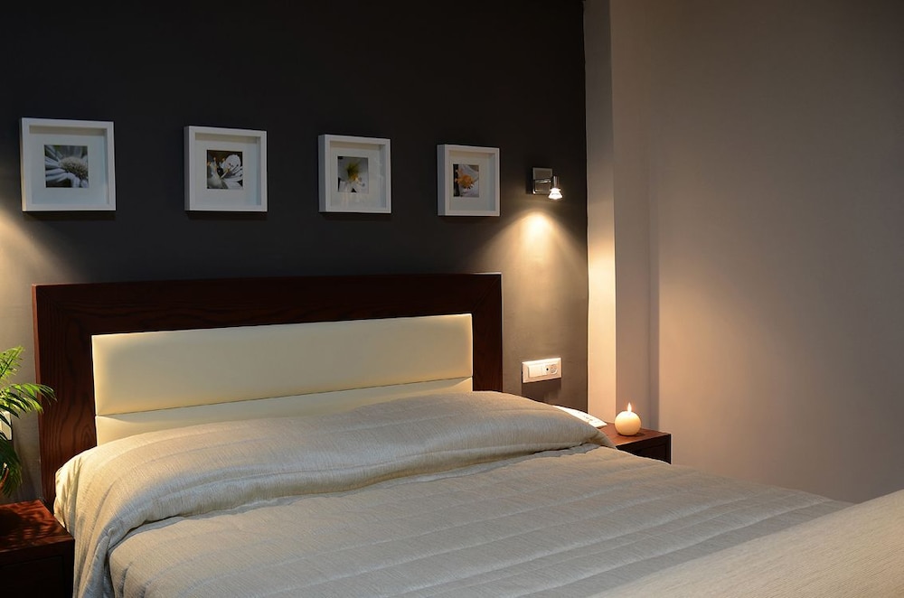 Amphitryon City Hotel 38/72