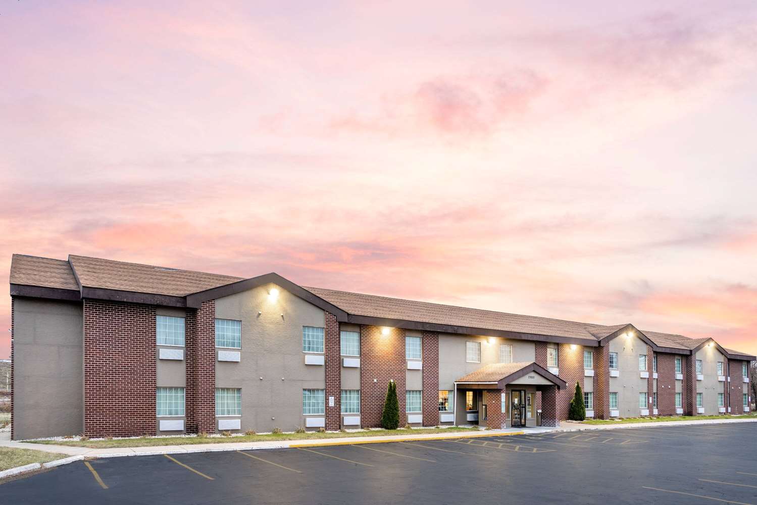 Baymont By Wyndham Beloit 3/34